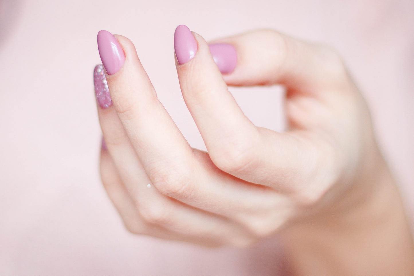 The Ultimate Guide to Organic Castor Oil for Cuticles and Nails: Benefits, How to Use, Recipe, and More